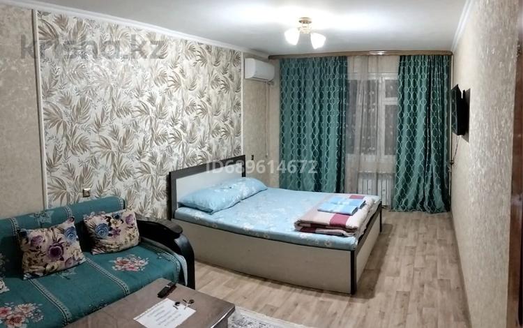 2-бөлмелі пәтер · 55 м² · 3/5 қабат, 8-шағынаудан — Касиет фитнесс клуб, бағасы: 15 000 ₸ в Шымкенте, Туран р-н — фото 5