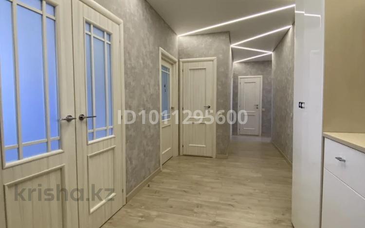 3-комнатная квартира · 105 м² · 3/12 этаж, Максут Нарикбаев 5 за 67 млн ₸ в Астане, Нура р-н — фото 2