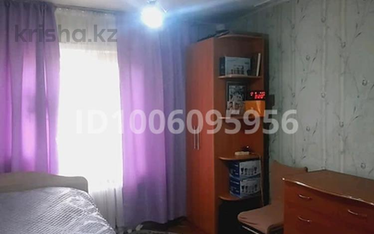 3-бөлмелі пәтер · 59 м² · 2/4 қабат, Торайгырова 87, бағасы: 22 млн ₸ в Павлодаре — фото 2