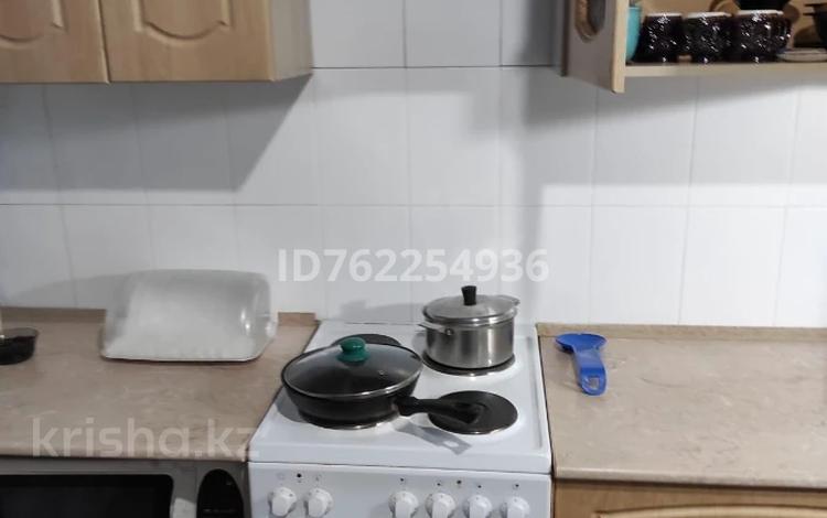 2-бөлмелі пәтер · 58 м² · 5/5 қабат, Н. Назарбаева, бағасы: 15.5 млн ₸ в Усть-Каменогорске, Ульбинский — фото 2