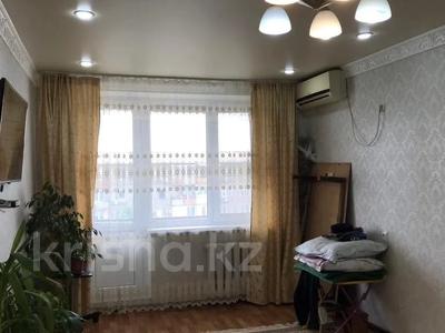 2-комнатная квартира · 45 м² · 5/5 этаж, Привокзальный-5 22 за 12.5 млн 〒 в Атырау, мкр Привокзальный-5