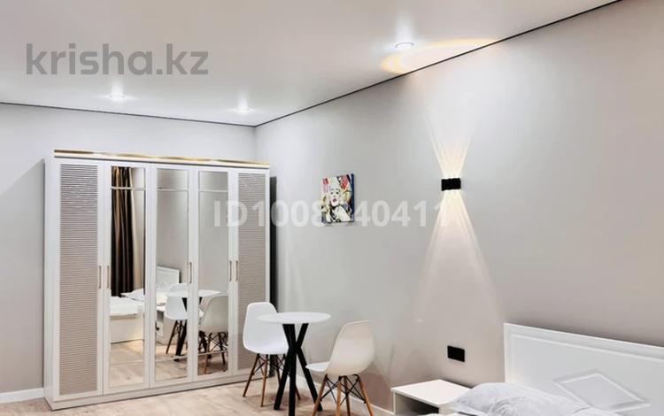 1-бөлмелі пәтер · 45 м² · 6/9 қабат, Шұғыла ш/а. 341/2, бағасы: 3 500 ₸ в Алматы, Наурызбайский р-н — фото 2
