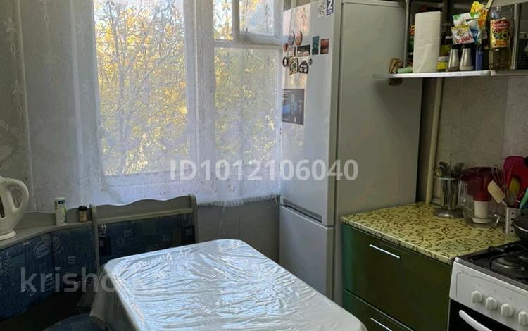 2-комнатная квартира · 43 м² · 4/5 этаж, 8-й микрорайон, спортивный 8 — спорт комплекс Казахстан за 18 млн 〒 в Костанае — фото 2