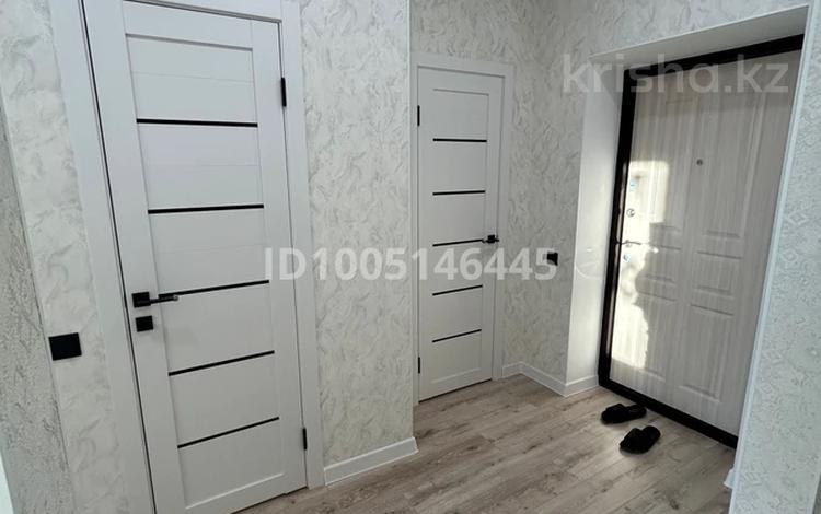 1-бөлмелі пәтер · 45 м² · 4/5 қабат, мкр. Алтын орда, Алтын орда 40В, бағасы: 150 000 ₸ в Актобе — фото 2