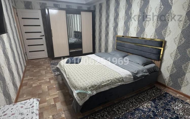 1-комнатная квартира · 32 м² · 3/5 этаж, 17-й микрорайон 8А — Аллея за 10 000 ₸ в Шымкенте, Аль-Фарабийский р-н — фото 2
