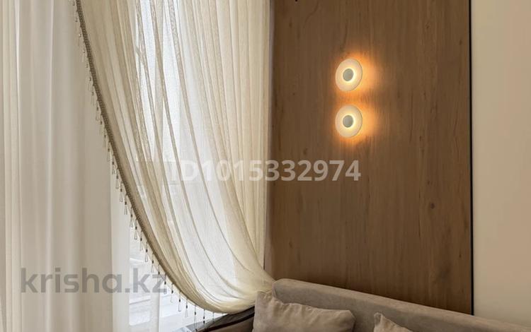 2-комнатная квартира · 50 м² · 12/13 этаж, Райымбека 348/1 — Ташкентская Петрова за 350 000 ₸ в Алматы, Ауэзовский р-н — фото 2