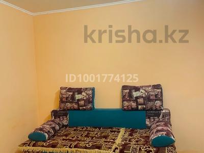 2-бөлмелі пәтер · 46 м² · 5/5 қабат, Кабанбай батыра 109 — Казахстан, бағасы: 10 000 ₸ в Усть-Каменогорске, Ульбинский