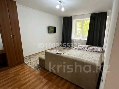 1-бөлмелі пәтер · 35 м² · 1/5 қабат, мкр 8 290/1, бағасы: 8 000 ₸ в Актобе