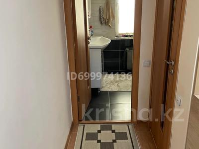 Продажа квартир в Жетысу обл.: 3-комнатная квартира · 58 м² · 1/4 этаж, 9-й микрорайон, Казахстанская 133/141 — Толебаева за 19.5 млн 〒 3-комнатная квартира · 58 м² · 1/4 этаж, 9-й микрорайон, Казахстанская 133/141 — Толебаева за 19.5 млн 〒 в Талдыкоргане