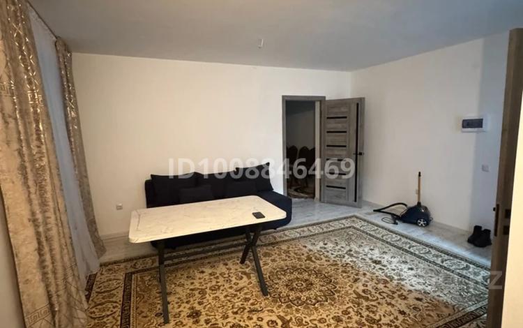 2-бөлмелі пәтер · 43 м² · 3/9 қабат, Бирлик 140/1 1 — Бирлик, бағасы: 200 000 ₸ в Алматы, Наурызбайский р-н — фото 2
