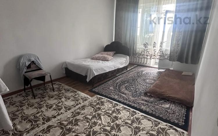 2-бөлмелі пәтер · 60 м² · 5/5 қабат, Каратал 61а, бағасы: 150 000 ₸ в Талдыкоргане — фото 2
