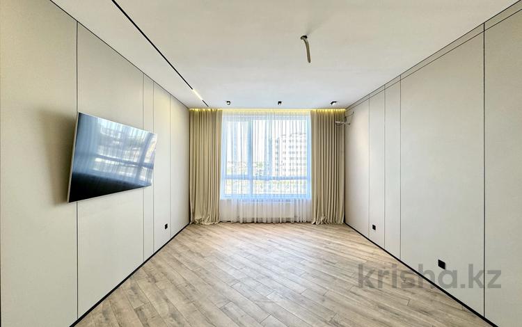 4-комнатная квартира, 130 м², 3/8 этаж, Аль-Фараби 1/1 — Президентский парк