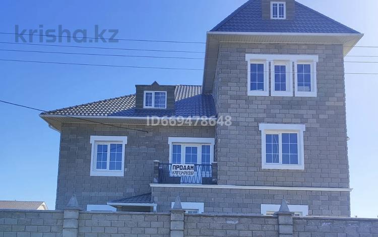 Отдельный дом · 8 комнат · 320.8 м² · 10 сот., Хабиболла Куанышкали 22 за 62 млн ₸ в Атырау — фото 17