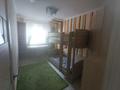 3-комнатная квартира · 62.9 м² · 3/5 этаж, Пришахтинск, Пришахтинск, 23й микрорайон 40 — автостанция 23 мкр, 25 школа, садик ак-жаркын за 16 млн ₸ в Караганде, Алихана Бокейханова р-н — фото 9