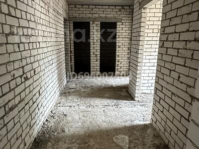 2-бөлмелі пәтер · 71.9 м² · 1/5 қабат, Айталиева 1/1, бағасы: 26 млн ₸ в Уральске