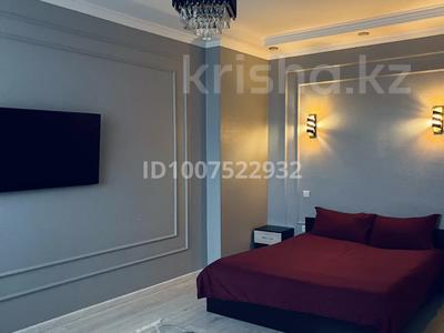 1-комнатная квартира · 60 м² · 3/15 этаж, 17-й мкр 54 за 2 000 〒 в Актау