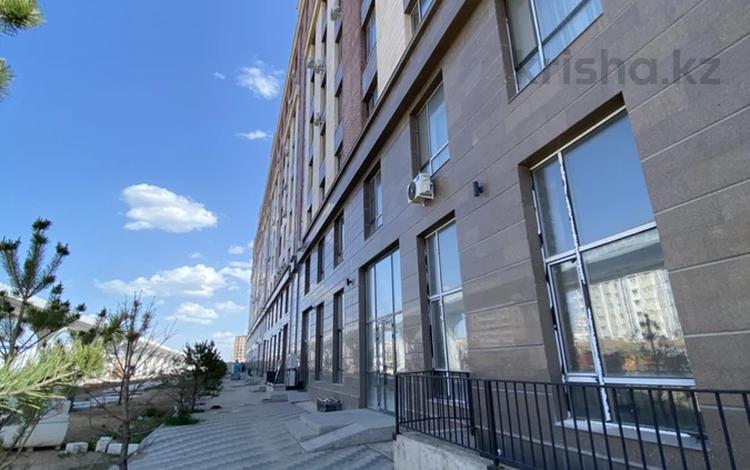 3-бөлмелі пәтер · 107 м² · 6/9 қабат, Каршыга Ахмедьярова 3, бағасы: 53 млн ₸ в Астане, Сарайшык р-н — фото 2