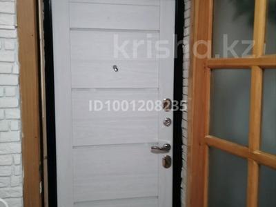 Пәтерлер в Акмолинской обл.: 2-бөлмелі пәтер · 51 м² · 5/5 қабат, Малика Габдуллина — СШ 6, бағасы: 18 млн 〒 2-бөлмелі пәтер · 51 м² · 5/5 қабат, Малика Габдуллина — СШ 6, бағасы: 18 млн 〒 в Кокшетау