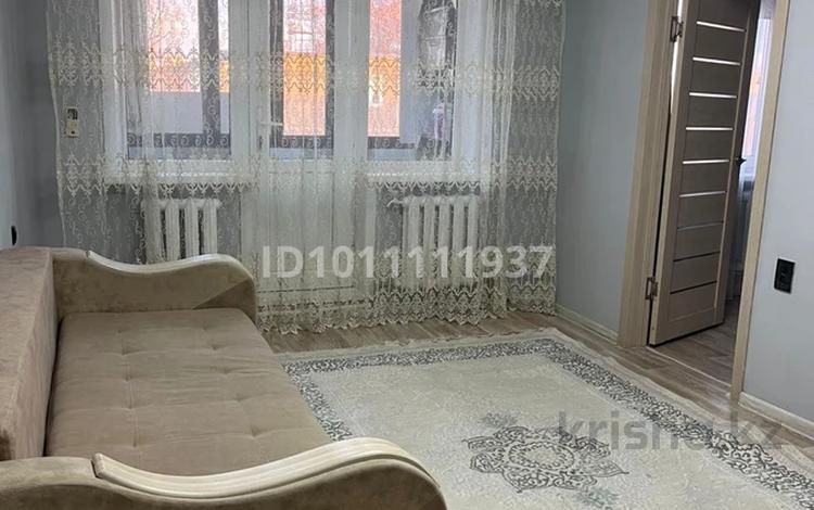 3-комнатная квартира · 48 м² · 5/5 этаж, Мира 92 — ТД «Одежда» за 120 000 〒 в Темиртау — фото 2