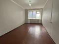 2-комнатная квартира · 48 м² · 4/5 этаж, саратовская за 9.5 млн ₸ в Уральске