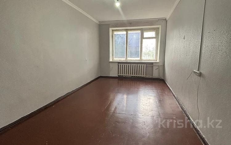 2-комнатная квартира · 48 м² · 4/5 этаж, саратовская за 9.5 млн ₸ в Уральске — фото 2