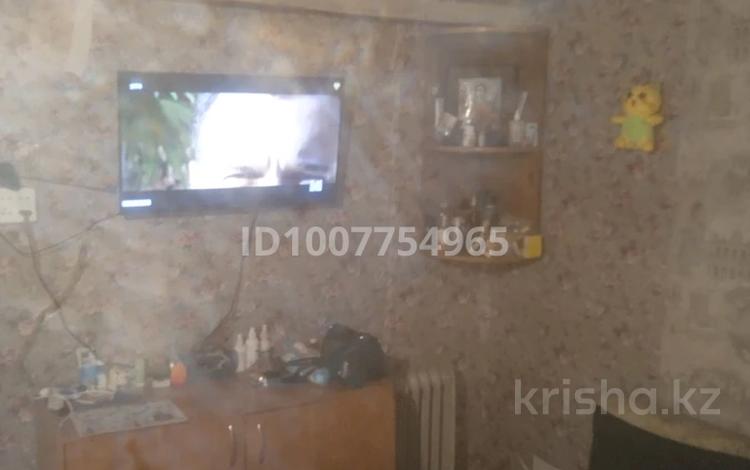 Отдельный дом · 2 комнаты · 45 м² · 3 сот., Парижской 30 за 3.2 млн 〒 в Петропавловске — фото 2