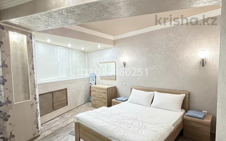 1-бөлмелі пәтер · 40 м² · 6/12 қабат, Тауке хана 29 — Цум Мега планет, бағасы: 10 000 ₸ в Шымкенте — фото 2