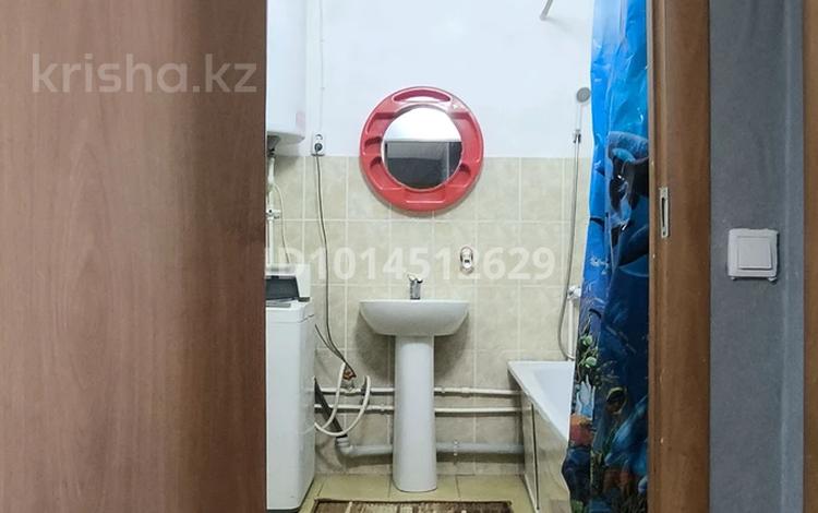 2-бөлмелі пәтер · 65 м² · 5/5 қабат, Сатпаева 143/2 — Новый район, бағасы: 12 млн ₸ — фото 2