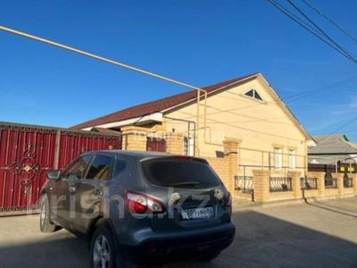 Отдельный дом · 4 комнаты · 120 м² · 10 сот., мкр Атамура, 10-я 33 — Наубетова за 20 млн 〒 в Атырау