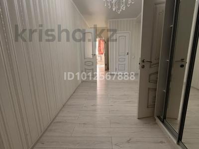 3-бөлмелі пәтер · 110 м² · 8/9 қабат, Алия молдагулова 56Е, бағасы: 250 000 ₸ в Актобе