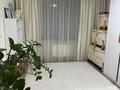 2-бөлмелі пәтер · 54 м² · 6/6 қабат, мкр 8 — Сзади остановки 8мкрн, бағасы: 18 млн ₸ в Актобе — фото 4