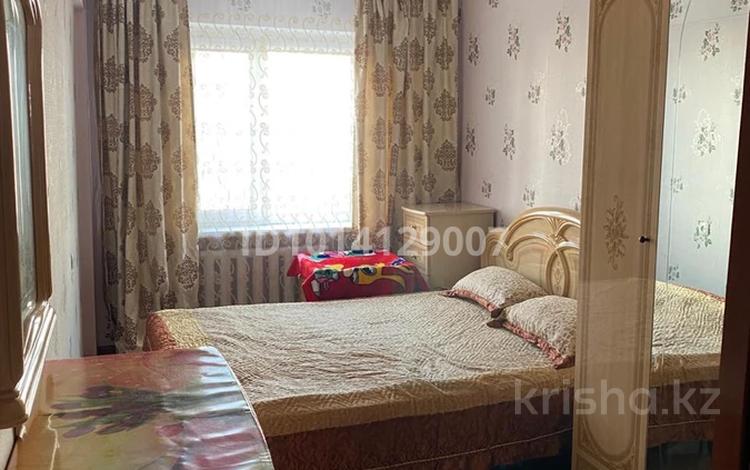 3-бөлмелі пәтер · 70 м² · 4/5 қабат, Агыбай батыра 19, бағасы: 23 млн ₸ в Балхаше — фото 2
