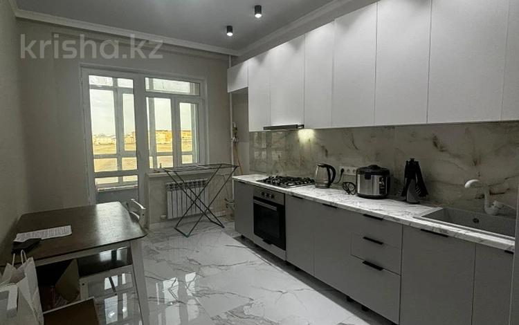 1-комнатная квартира · 42.4 м² · 3/9 этаж, Елорда 6/3, 6/4, 6/5, 6/6, 6/7, 6/8, 6Б за 21 млн ₸ в Атырау — фото 2