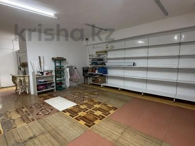Еркін, кеңселер, дүкендер мен бутиктер, қоймалар, қоғамдық тамақтану орны, сұлулық салондары, медорталықтар мен дәріханалар, білім орталықтары, ойын-сауық · 90 м², бағасы: 18.5 млн ₸ в Астане, Сарыарка р-н