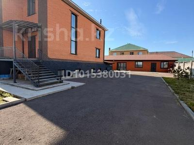 Отдельный дом · 5 комнат · 320 м² · 9 сот., мкр Уркер за 145 млн ₸ в Астане, Нура р-н