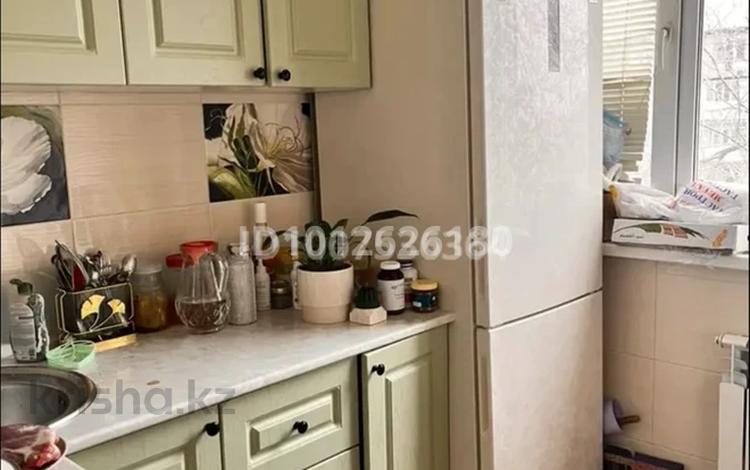 2-бөлмелі пәтер · 46 м² · 4/5 қабат, металлургов 13/1, бағасы: 9 млн ₸ в Темиртау — фото 2