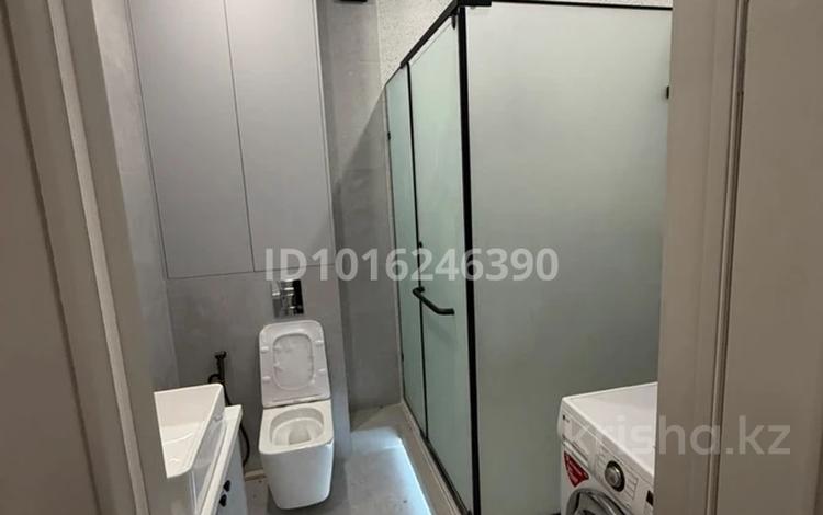 1-комнатная квартира · 40 м² · 4/9 этаж, Александр Сызганов 1/2 за 280 000 ₸ в Астане, Есильский р-н — фото 2