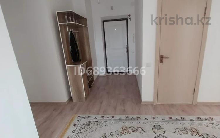 3-комнатная квартира, 88.5 м², 11/12 этаж помесячно, 9улица 40/1