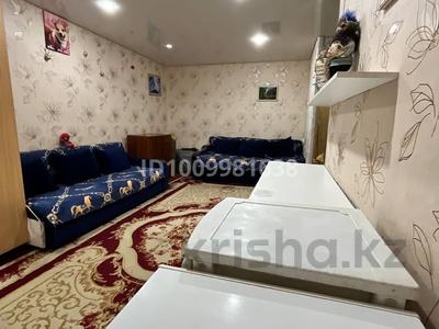 1-бөлмелі пәтер · 32 м² · 4/5 қабат, Алашахана 17 — Дом парасат декора,рядом 4 школа, бағасы: 140 000 〒 в Жезказгане