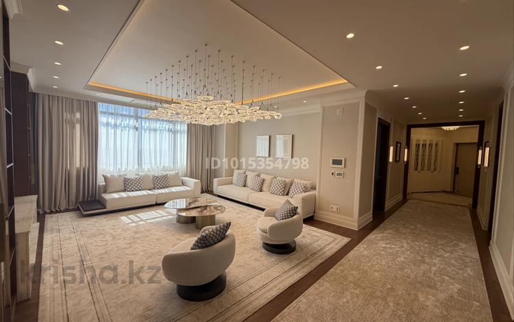 5-комнатная квартира · 215 м² · 20/31 этаж, Ахмет Байтурсынулы 9 за 290 млн ₸ в Астане, Сарайшык р-н — фото 2
