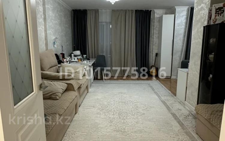 2-бөлмелі пәтер · 77 м² · 13/15 қабат, иманбаева 7г, бағасы: 39 млн ₸ в Астане, р-н Байконур — фото 2