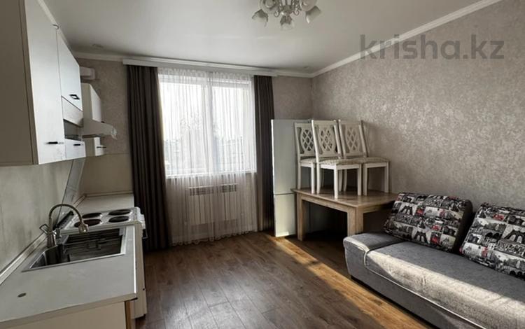 2-бөлмелі пәтер · 39 м² · 2/3 қабат, мкр Достык, Акжайнак 8, бағасы: 220 000 ₸ в Алматы, Ауэзовский р-н — фото 2