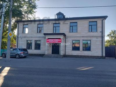 Свободное назначение, офисы, магазины и бутики, общепит, салоны красоты, медцентры и аптеки, образование, развлечения · 600 м² за 270 млн ₸ в Караганде, Казыбек би р-н