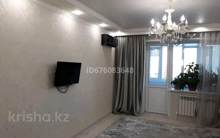 3-комнатная квартира, 90 м², 8/10 этаж, мкр Кадыра Мырза-Али