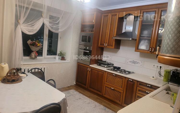 3-бөлмелі пәтер, 100 м², 7/10 қабат, Култобе 11 — Сембинова-Сейфулина, бағасы: 35 млн 〒 в Астане, р-н Байконур — фото 2