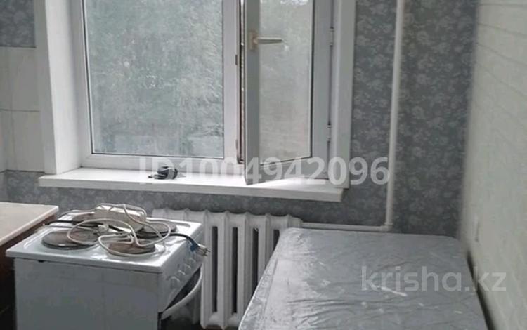 2-комнатная квартира · 50 м² · 4/5 этаж, мкр Юго-Восток, Дюсембекова 37 за 160 000 ₸ в Караганде, Казыбек би р-н — фото 2