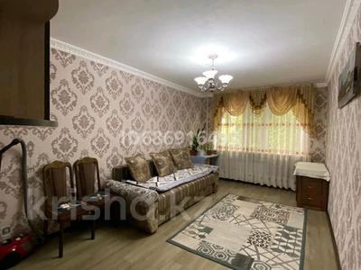 2-бөлмелі пәтер, 48 м², 3/5 қабат, Майкудук, Майкудук, 13й микрорайон 4, бағасы: 13 млн 〒 в Караганде, Алихана Бокейханова р-н