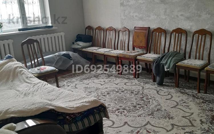 2-комнатный дом по часам, 70 м², 5 сот., Ынтымак 24а — Наурыз