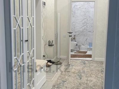 2-бөлмелі пәтер · 70 м² · 4/10 қабат, Громова 16, бағасы: 300 000 ₸ в Уральске