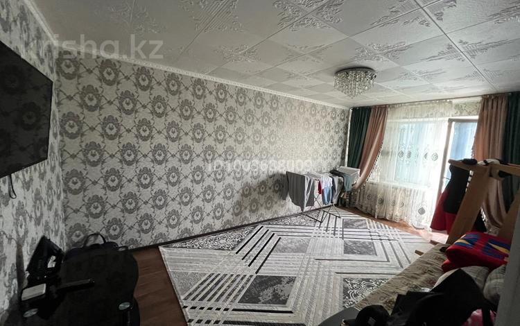 2-комнатная квартира · 42.1 м² · 5/5 этаж, Мкр Жансая 7 — Остановка Жансая за 15 млн 〒 в Таразе — фото 2
